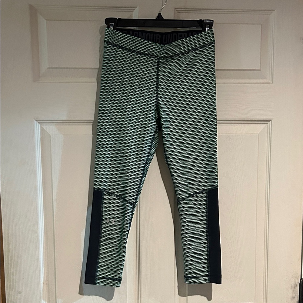 Under Armour Two-Tone Performance Leggings